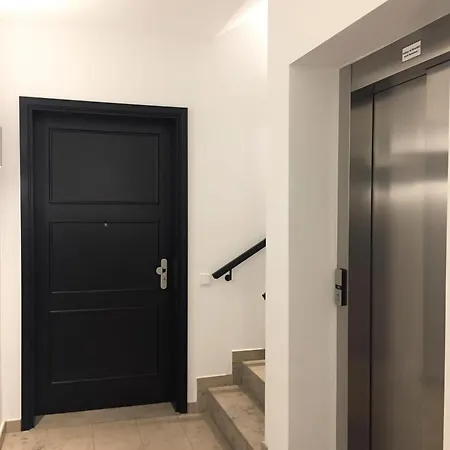 Luxury 2-bedroom Flat Close To Fair & Old Town Apartment Düsseldorf