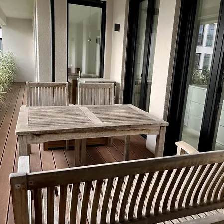 Luxury 2-bedroom Flat Close To Fair & Old Town * Düsseldorf