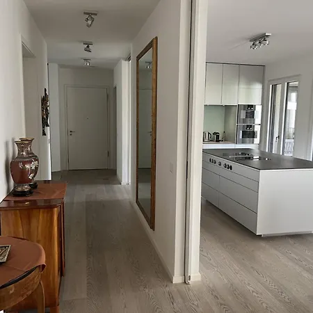 Apartment Luxury 2-bedroom Flat Close To Fair & Old Town Düsseldorf