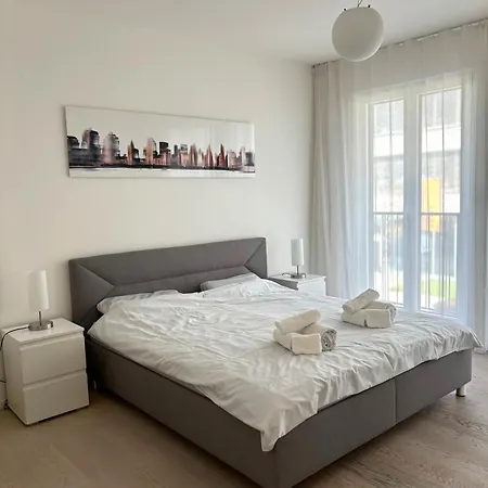 Apartment Luxury 2-bedroom Flat Close To Fair & Old Town